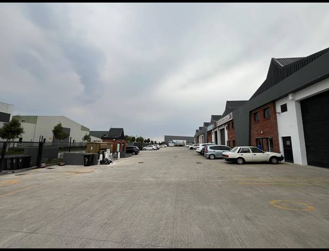 420M² WAREHOUSE TO LET IN RIVERGATE